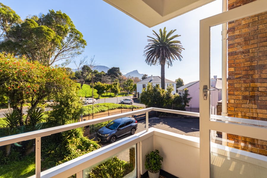 2 Bedroom Property for Sale in Wynberg Upper Western Cape
